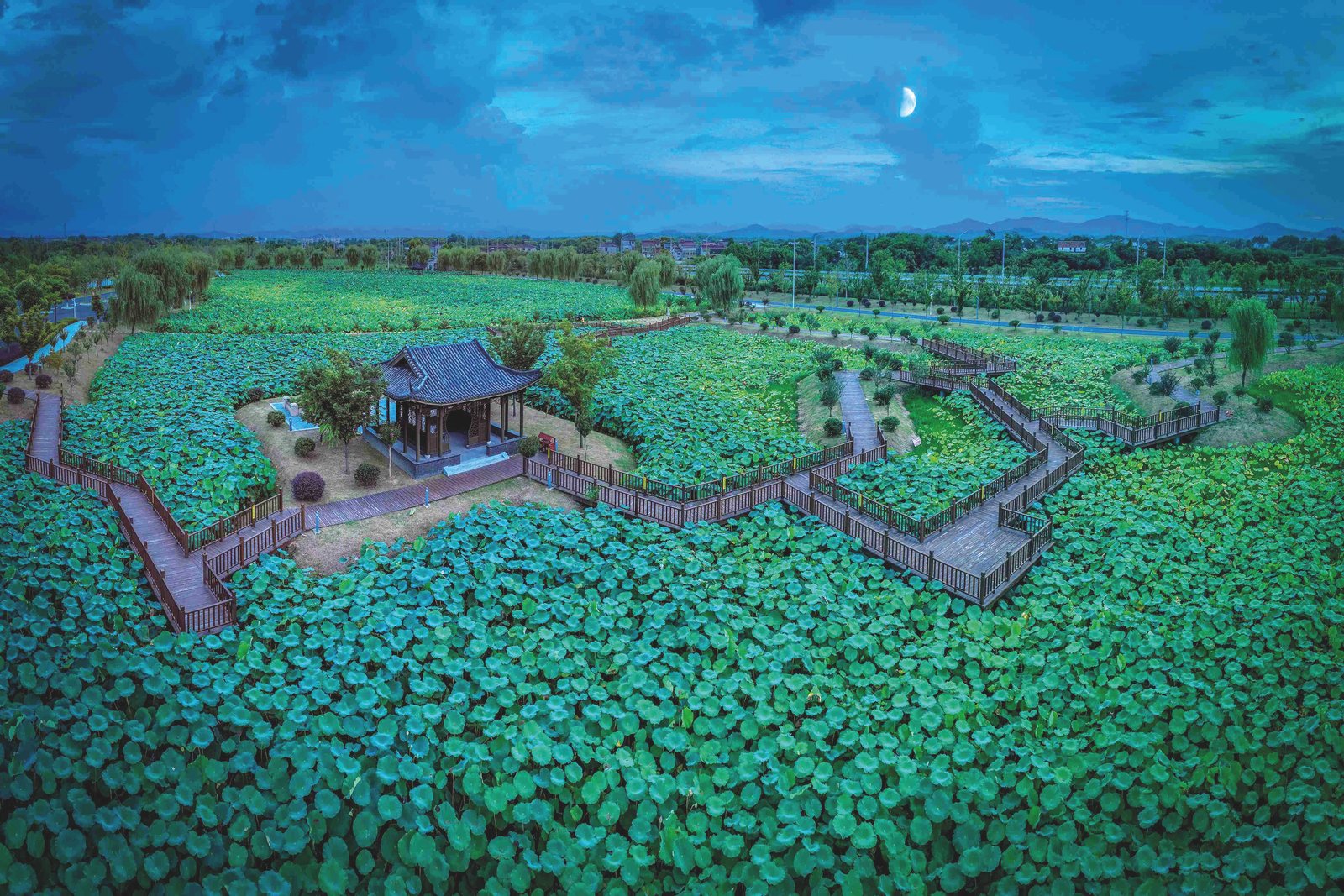 Water, gardens and countryside in Yixing